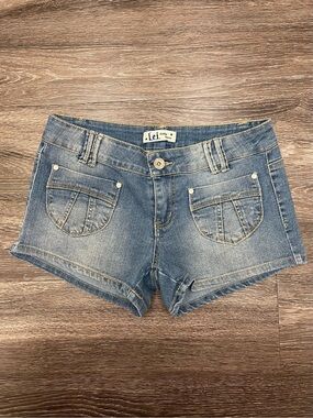 LEI Light Blue Denim Low-Rise Short Shorts